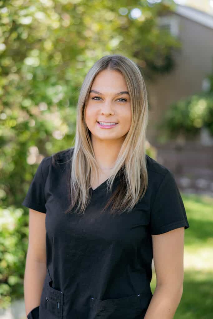 Portrait of Aleeah, Dental Assistant